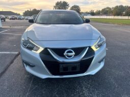 
										Nissan Maxima full									