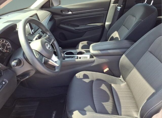 
								Nissan Altima full									