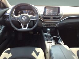 
										Nissan Altima full									