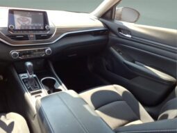 
										Nissan Altima full									