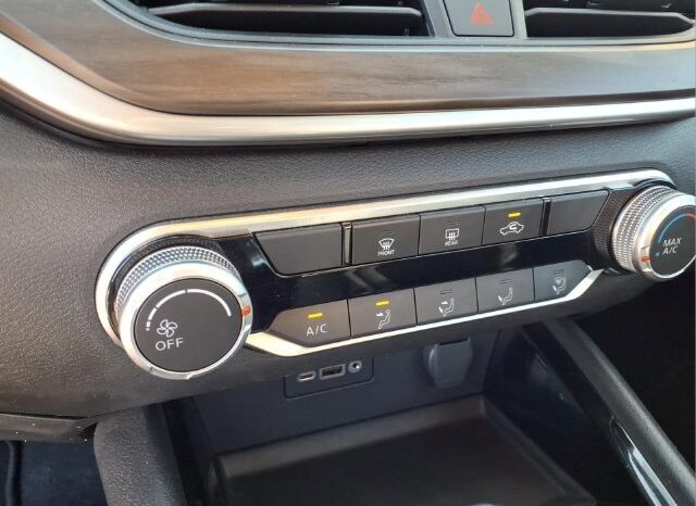 
								Nissan Altima full									