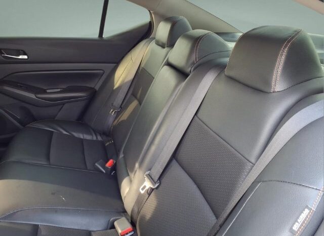 
								Nissan Altima full									