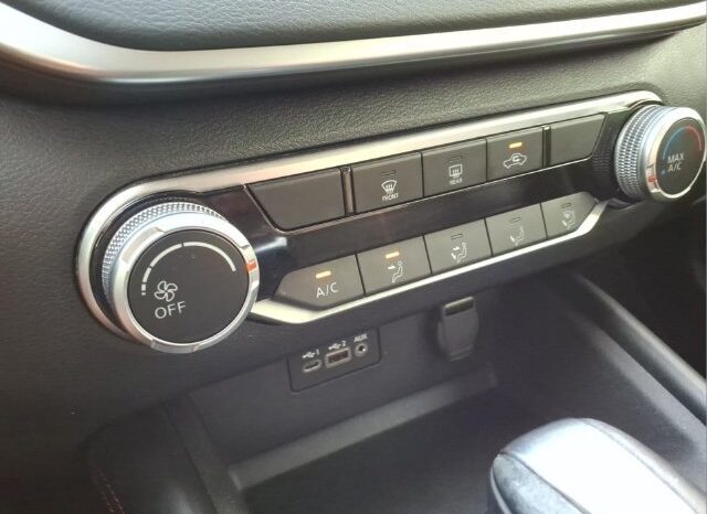 
								Nissan Altima full									