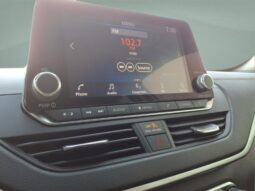 
										Nissan Altima full									