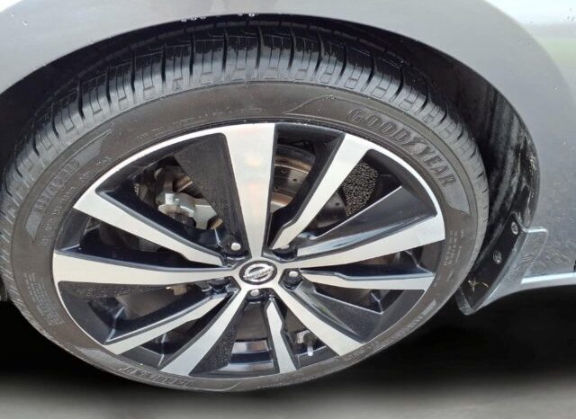 
								Nissan Altima full									
