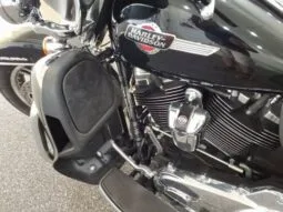 
										Harley-Davidson TriGlide full									