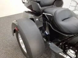 
										Harley-Davidson TriGlide full									