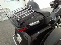 
										Harley-Davidson TriGlide full									
