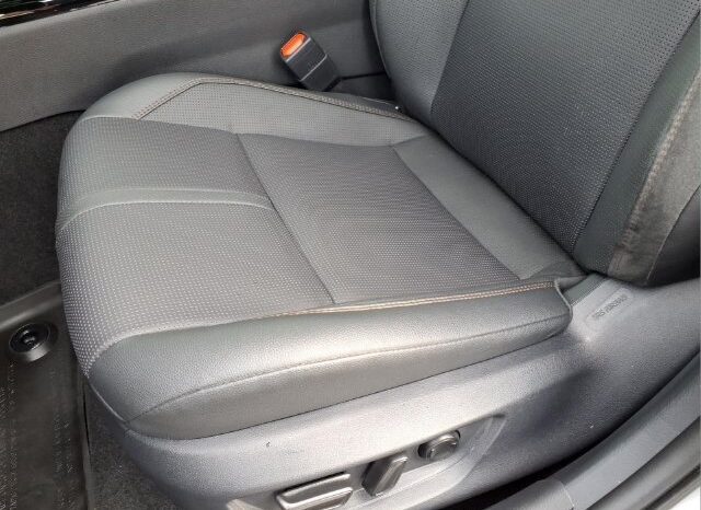 
								Toyota Camry full									