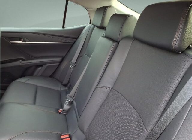 
								Toyota Camry full									