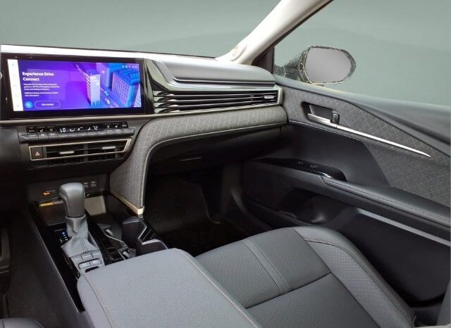
								Toyota Camry full									