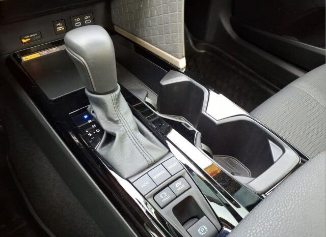 
								Toyota Camry full									