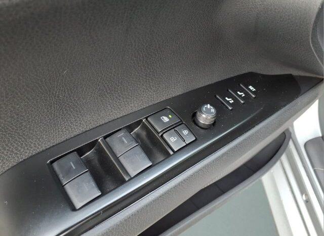 
								Toyota Camry full									