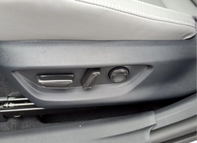 
								Toyota Camry full									