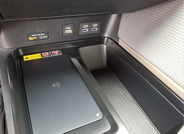 
								Toyota Camry full									