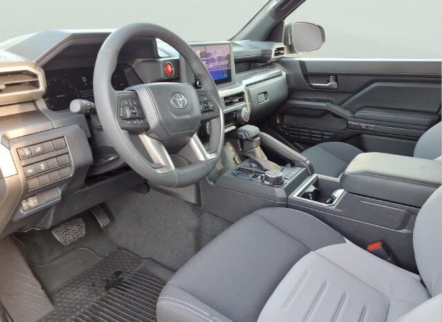 
								Toyota Tacoma full									