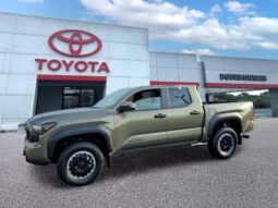 
										Toyota Tacoma full									