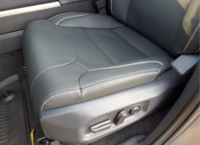 
								Toyota Tundra full									
