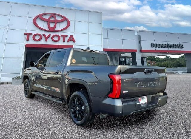 
								Toyota Tundra full									