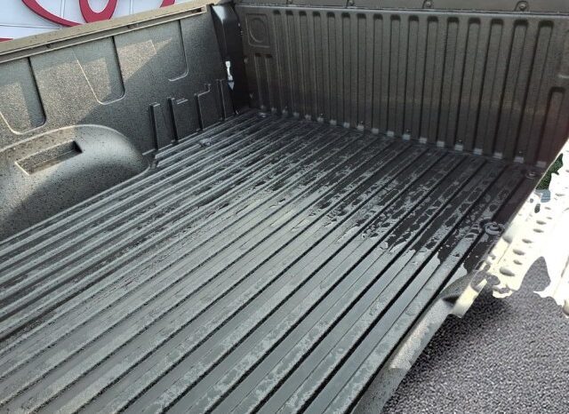 
								Toyota Tundra full									