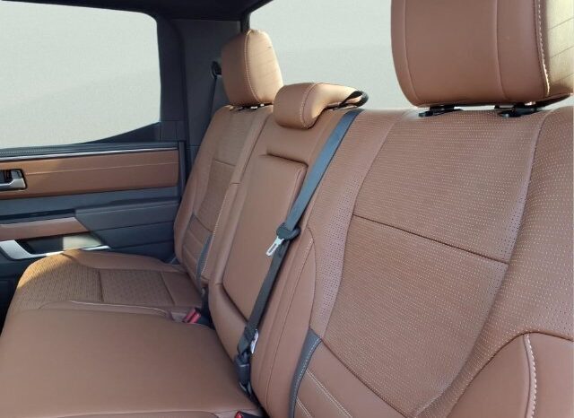 
								Toyota Tundra full									