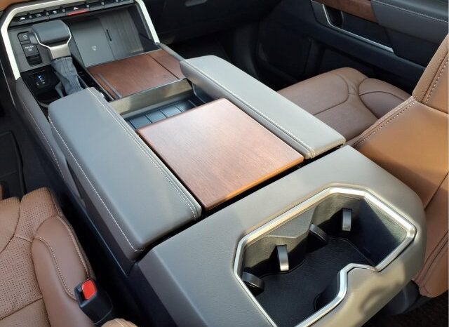 
								Toyota Tundra full									