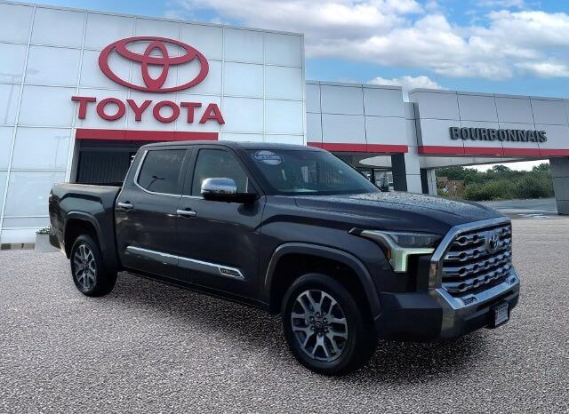 
								Toyota Tundra full									