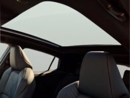 
										Toyota C-HR full									