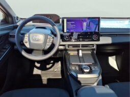 
										Toyota C-HR full									