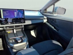 
										Toyota C-HR full									
