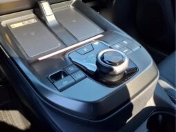 
										Toyota C-HR full									