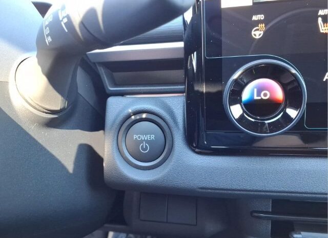 
								Toyota C-HR full									