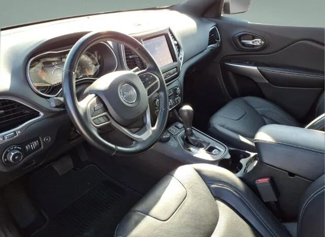 
								Jeep Cherokee full									