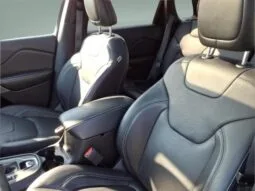 
										Jeep Cherokee full									