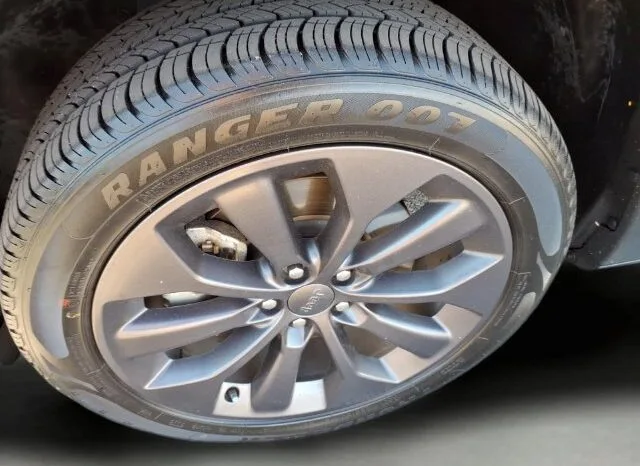 
								Jeep Cherokee full									