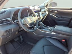 
										Toyota Highlander full									