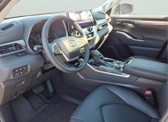
								Toyota Highlander full									