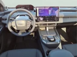 
										Toyota bZ Woodland full									
