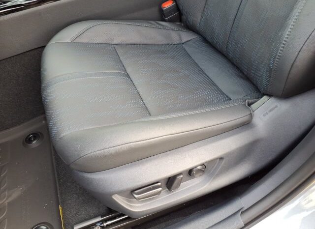 
								Toyota Camry full									