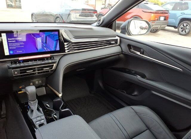 
								Toyota Camry full									
