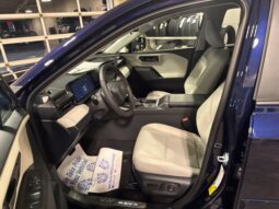 
										Toyota RAV4 full									