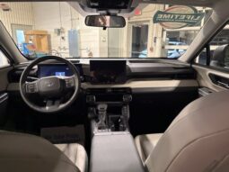 
										Toyota RAV4 full									