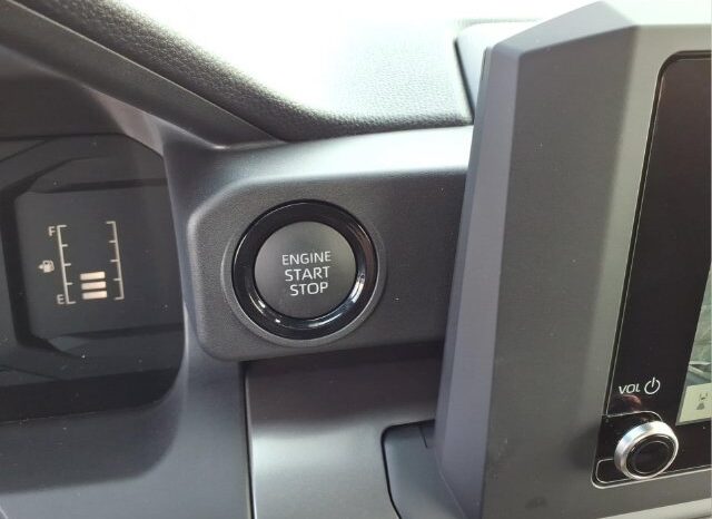 
								Toyota Tacoma full									