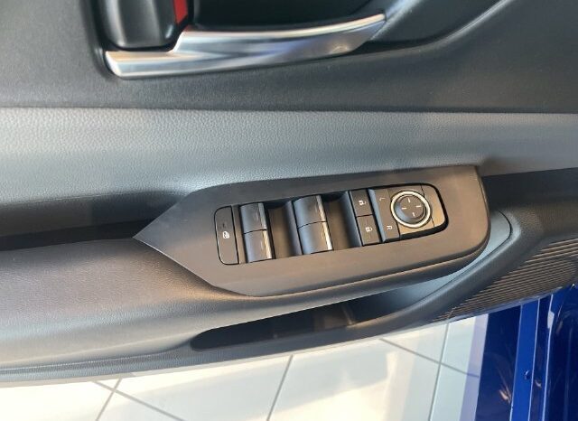 
								Toyota Prius full									