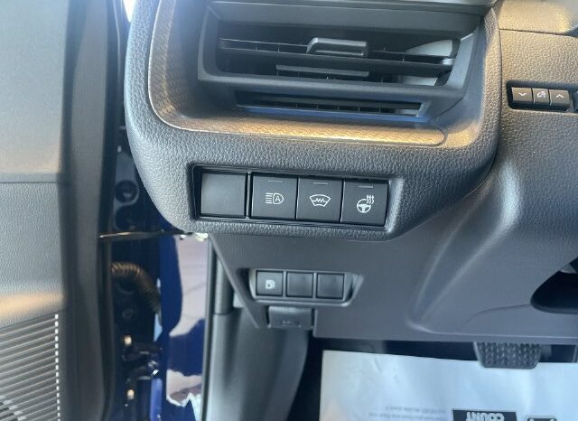 
								Toyota Prius full									