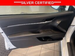 
										Toyota Camry Hybrid full									