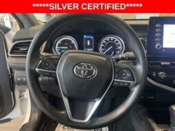 
										Toyota Camry Hybrid full									