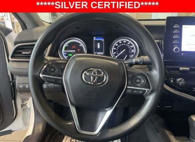 
								Toyota Camry Hybrid full									