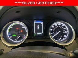 
										Toyota Camry Hybrid full									