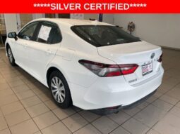 
										Toyota Camry Hybrid full									